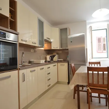 Studio Epulon Апартаменты